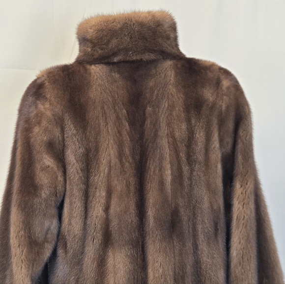 Luxurious Coat By MANAKA, NWT Women's Real Mink Fur, Scanbrown, Sz S - Picture 9 of 15